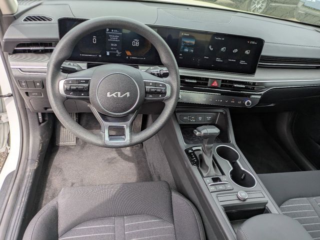 2026 Kia K5 LXS - Photo 14