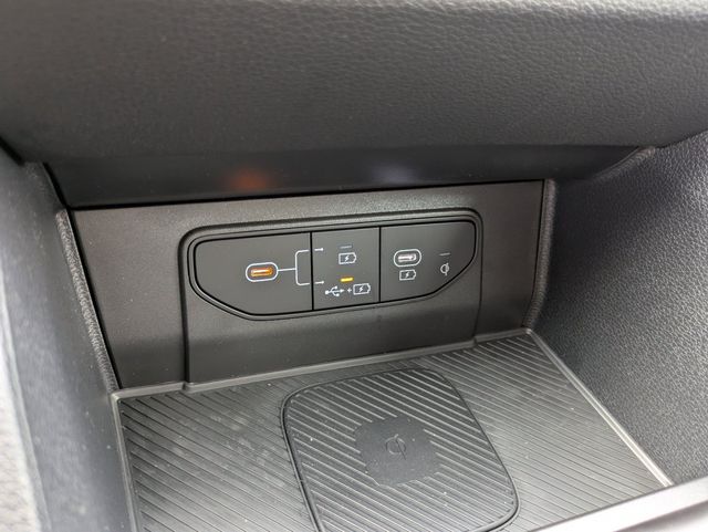 2026 Kia Sportage EX - Photo 17