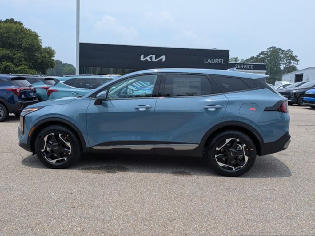 New 2026 Kia Sportage Hybrid S SUV