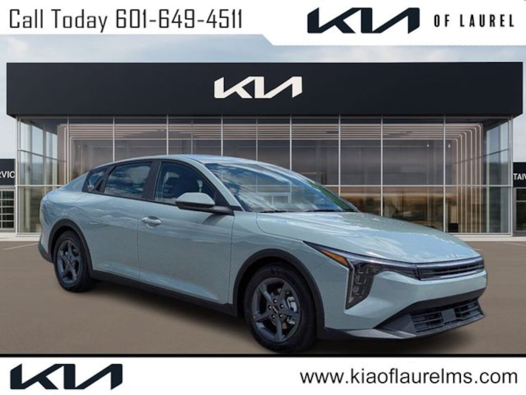 New 2026 Kia K4 LXS Sedan