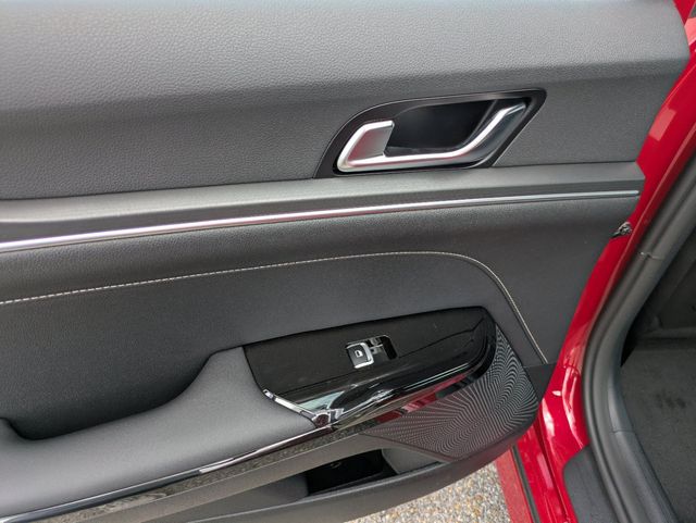 2026 Kia K5 GT-Line - Photo 15