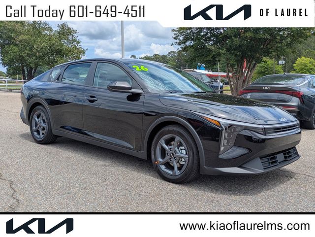 2026 Kia K4 LXS AT's photo