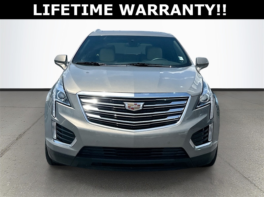 Used 2019 Cadillac XT5 Luxury with VIN 1GYKNCRS1KZ226556 for sale in Leesburg, FL