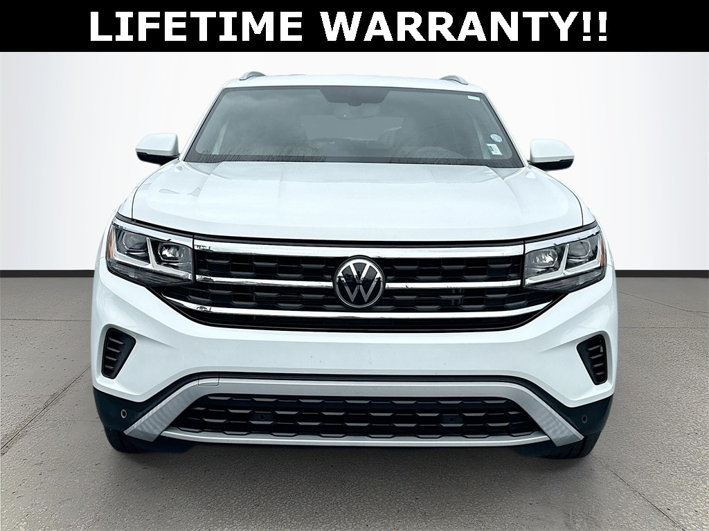 Used 2021 Volkswagen Atlas Cross Sport SE w/Tech with VIN 1V2KE2CA3MC226837 for sale in Leesburg, FL