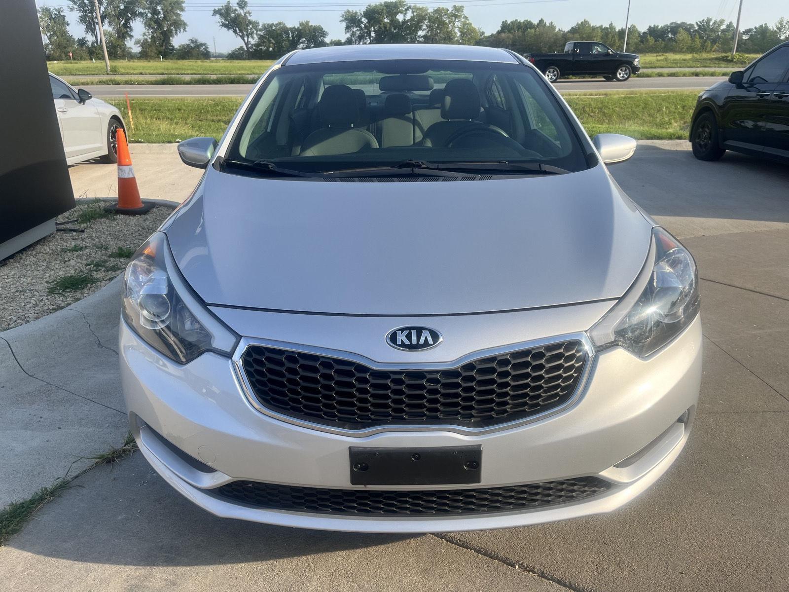 Used 2016 Kia Forte LX with VIN KNAFK4A62G5540474 for sale in Manhattan, KS