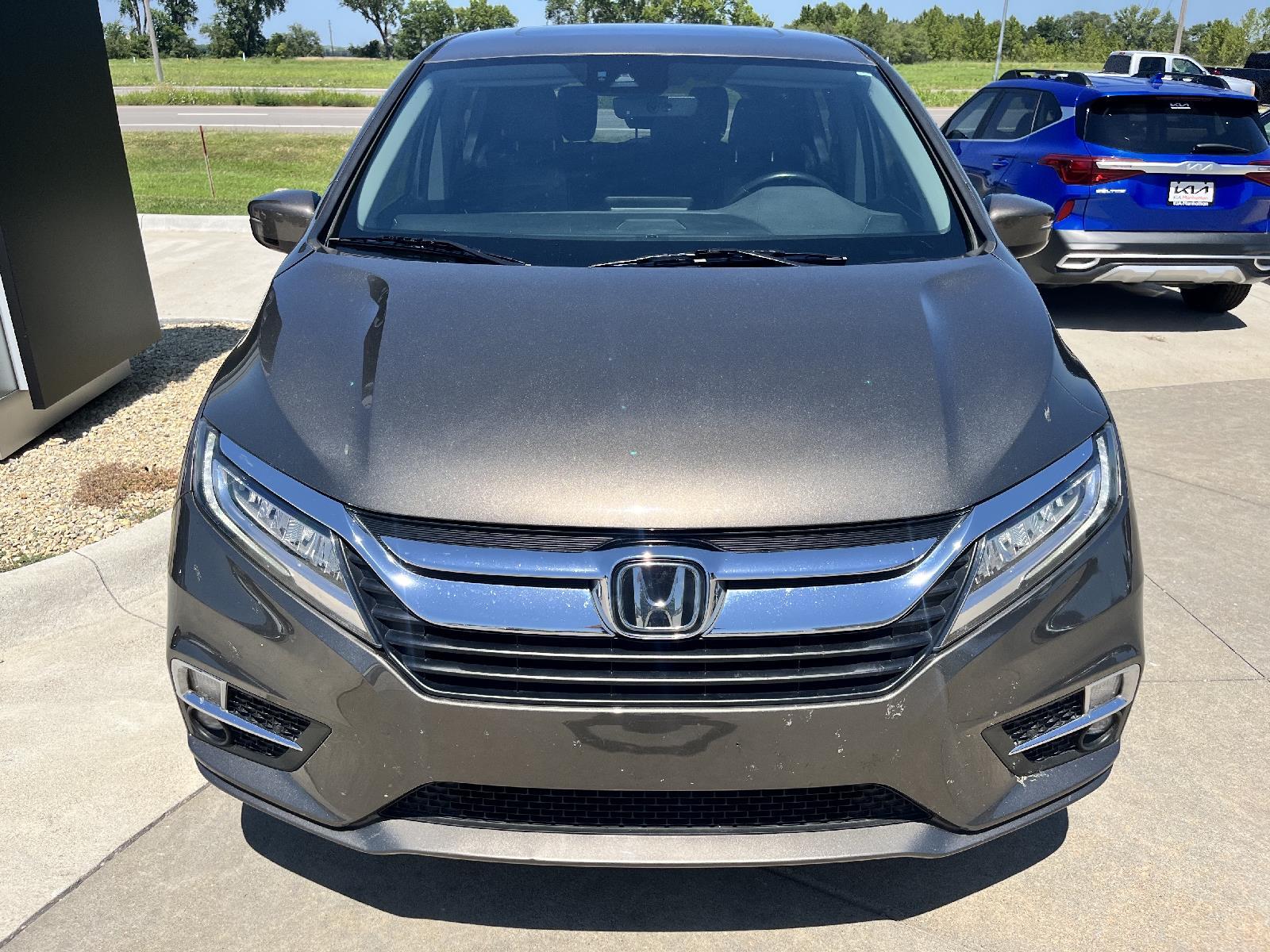 Used 2019 Honda Odyssey Elite with VIN 5FNRL6H98KB029741 for sale in Manhattan, KS