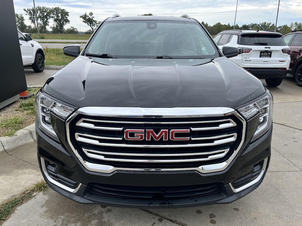 Used 2023 GMC Terrain SLT SUV