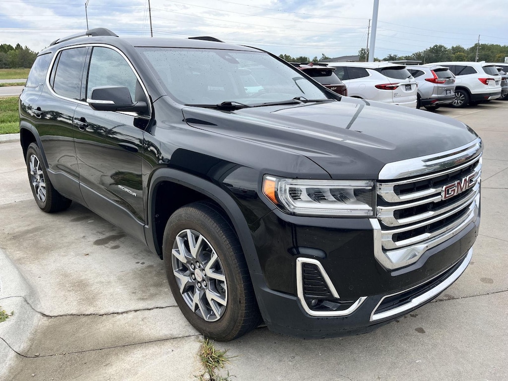 Used 2023 GMC Acadia SLT
