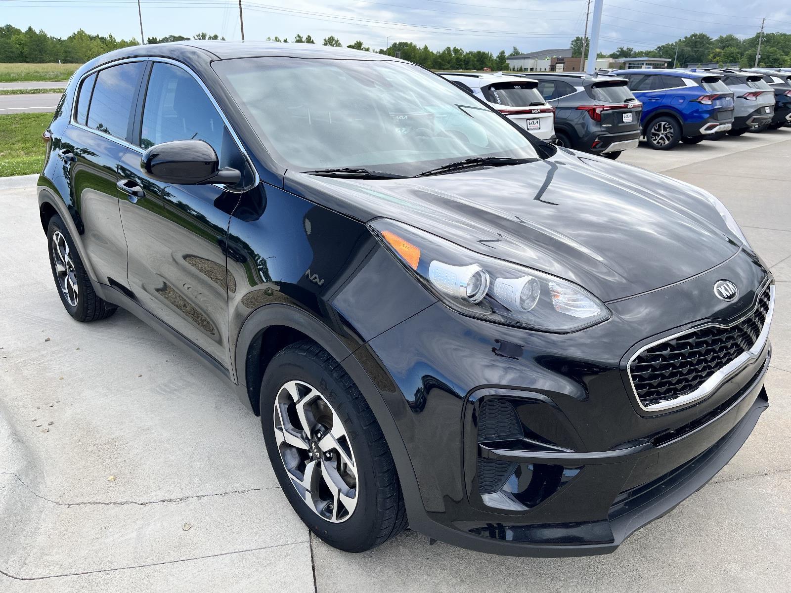 Used 2020 Kia Sportage LX with VIN KNDPM3AC4L7629401 for sale in Manhattan, KS