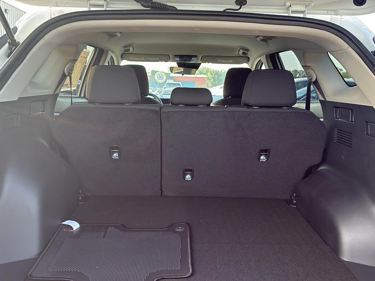 2026 Kia Sportage LX - Photo 27