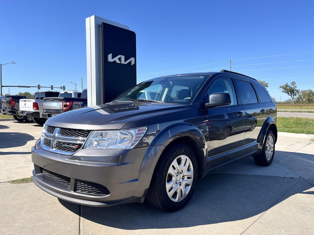 Used 2020 Dodge Journey SE Value SUV