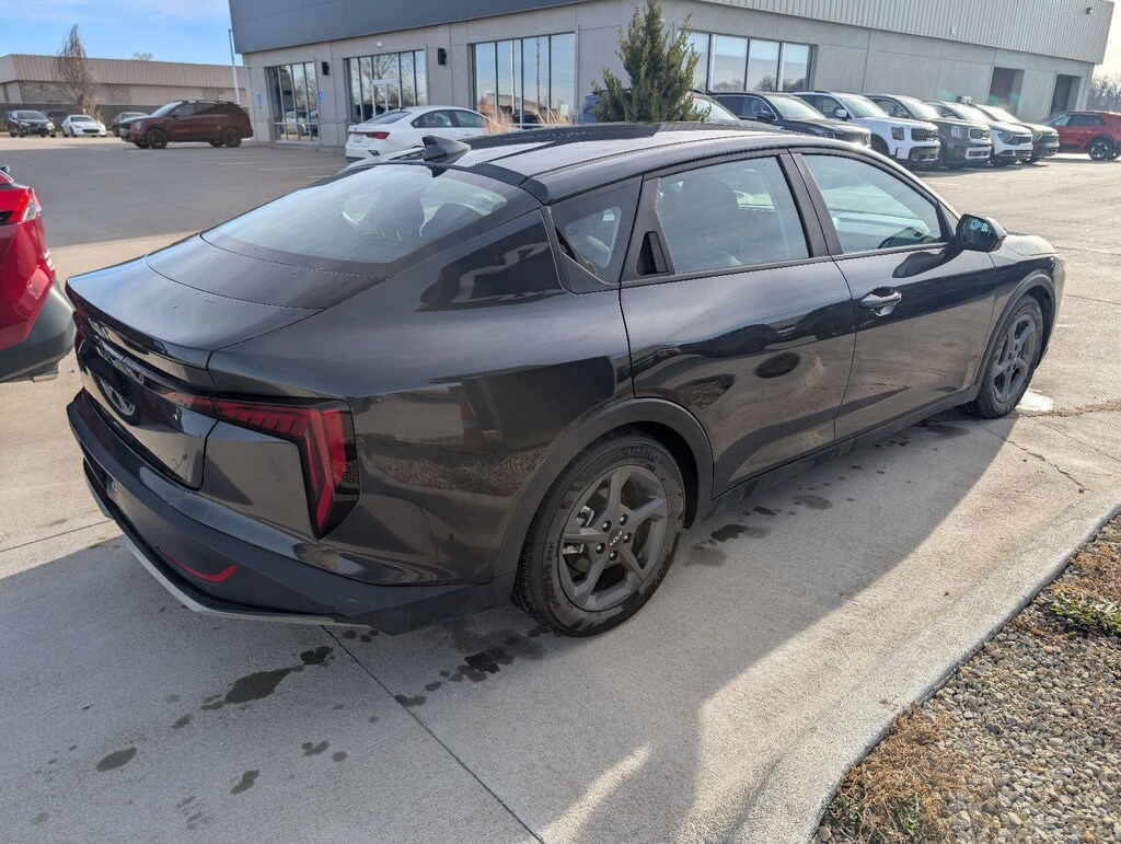 Used 2025 Kia K4 LXS Sedan