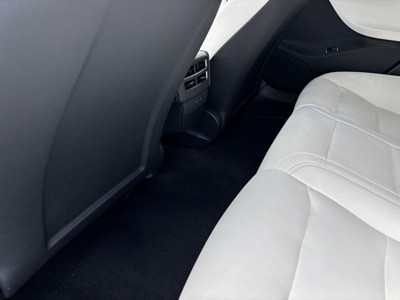 2020 Tesla Model S Performance - Photo 17