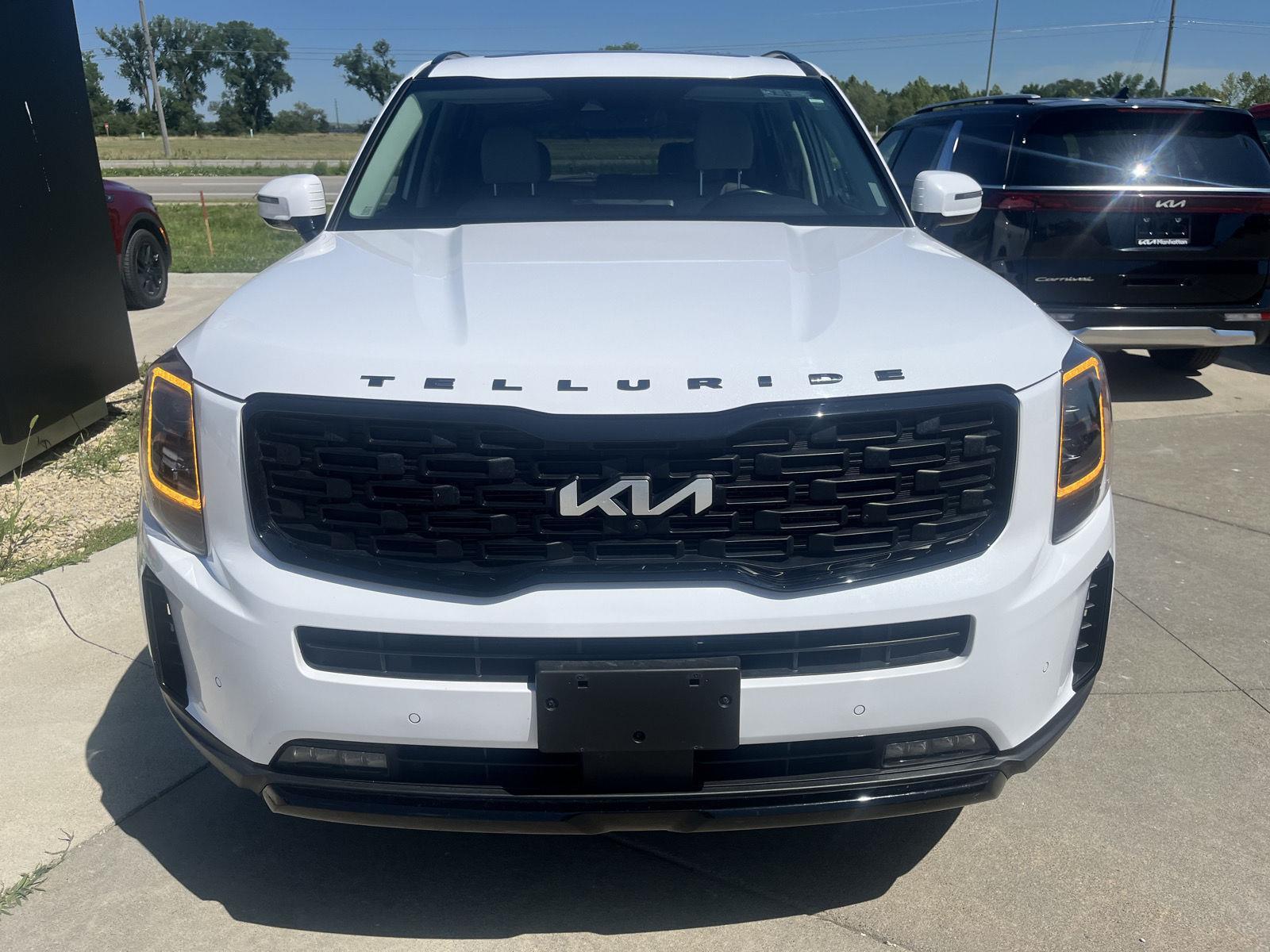 2022 Kia Telluride SX photo 2