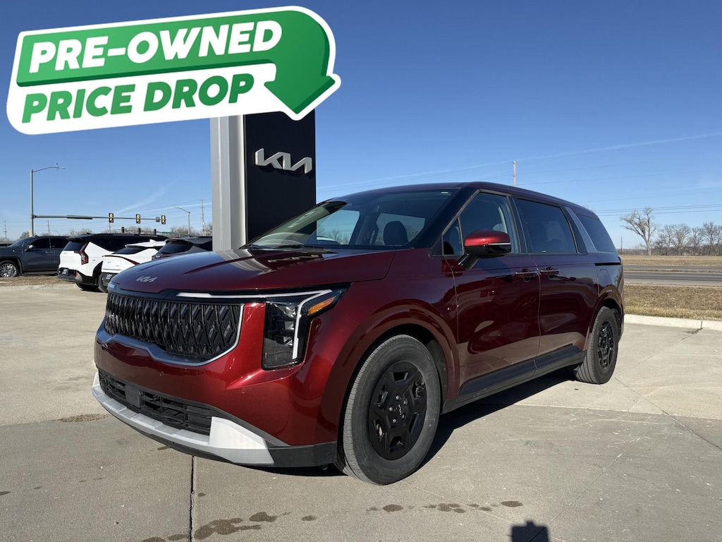 Certified 2025 Kia Carnival LXS Van