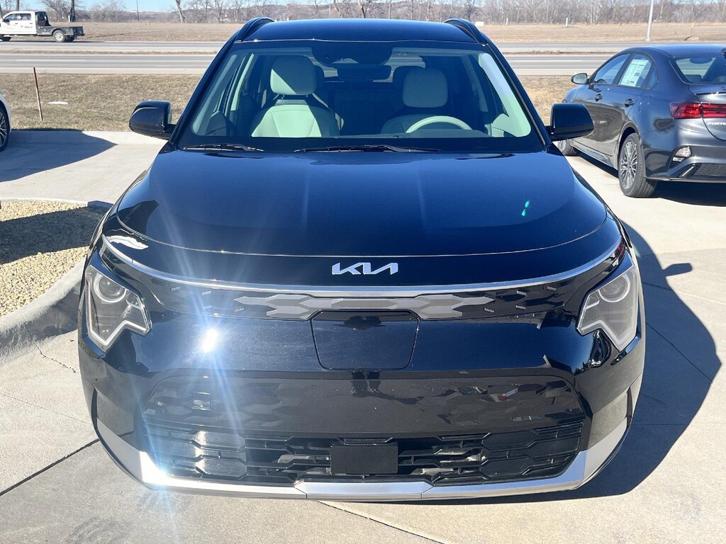Used 2023 Kia Niro EV Wind SUV