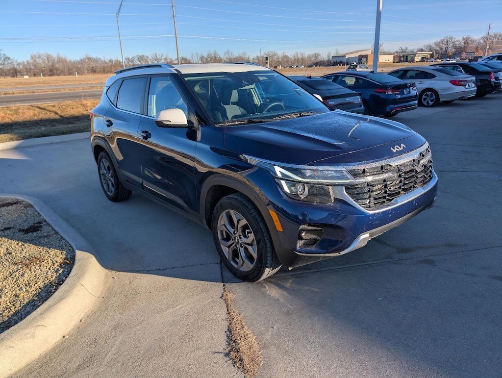 Used 2024 Kia Seltos S SUV