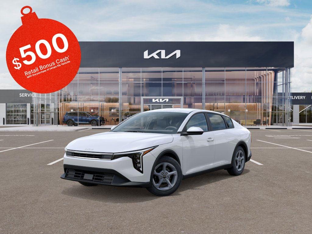 New 2025 Kia K4 LXS Sedan