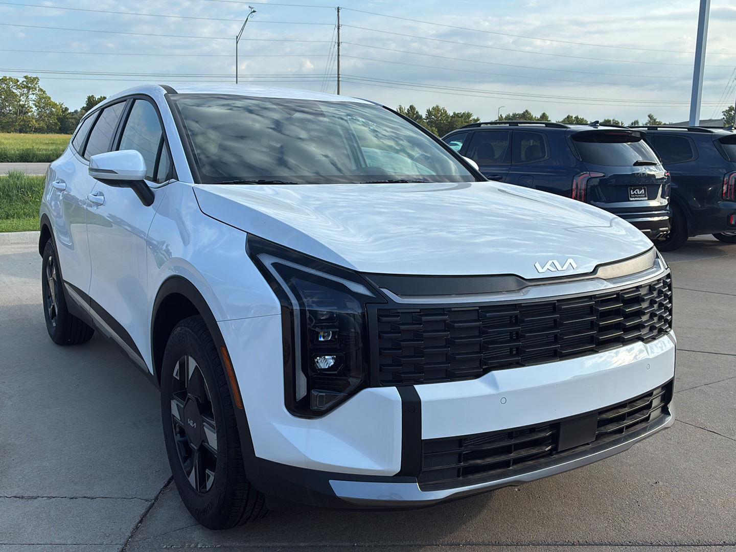 2026 Kia Sportage LX - Photo 6