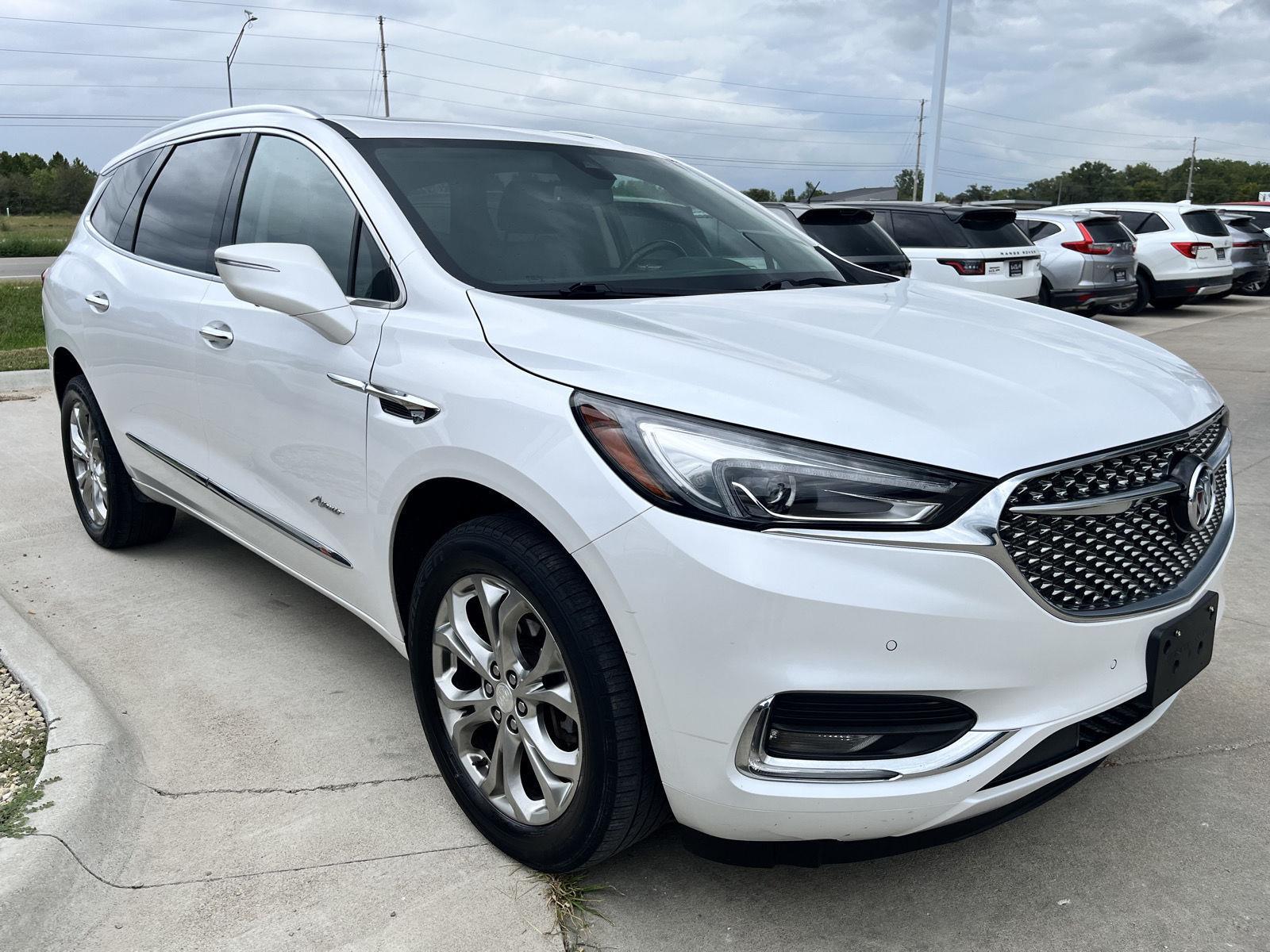 2020 Buick Enclave Avenir photo 3