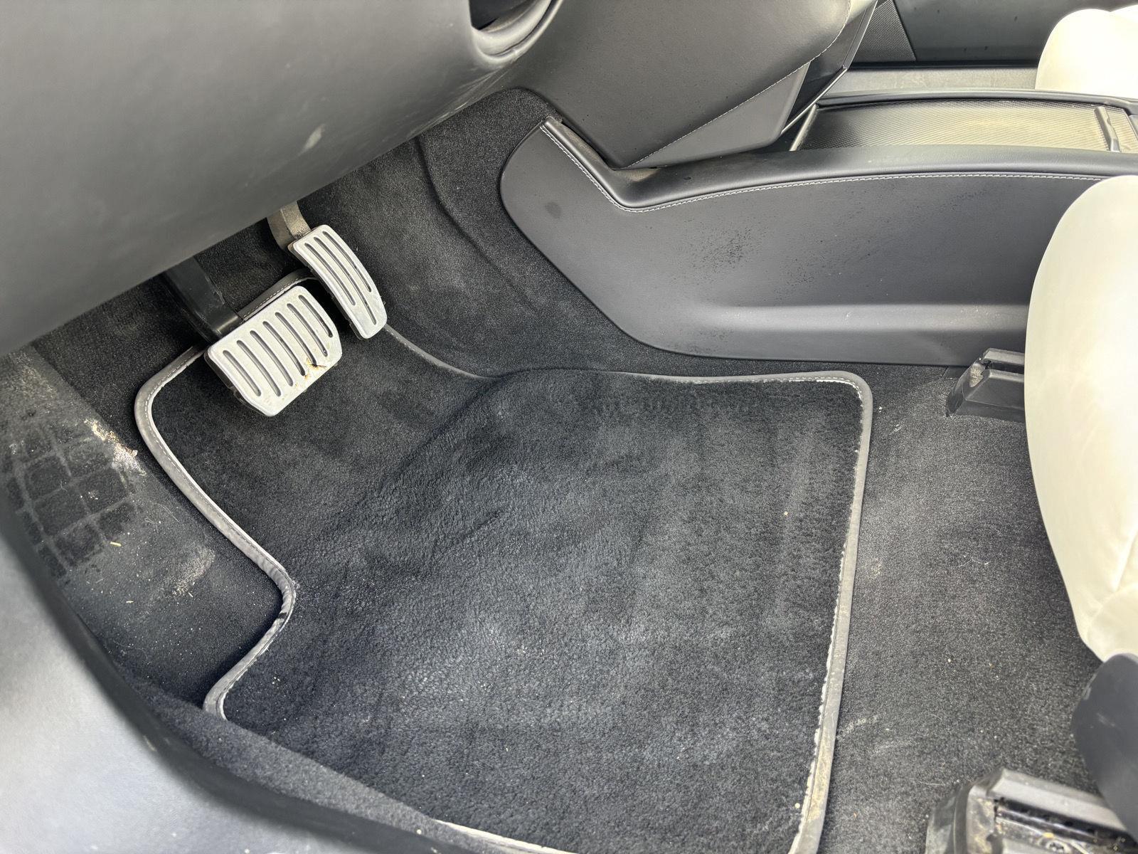 2020 Tesla Model S Performance - Photo 10
