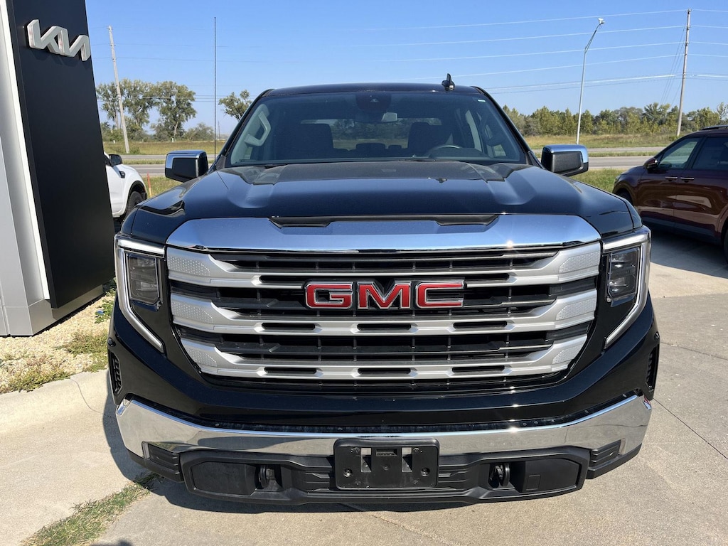 Used 2024 GMC Sierra 1500 SLE Truck