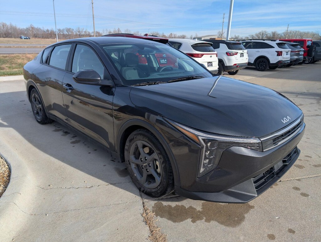 Used 2025 Kia K4 LXS Sedan