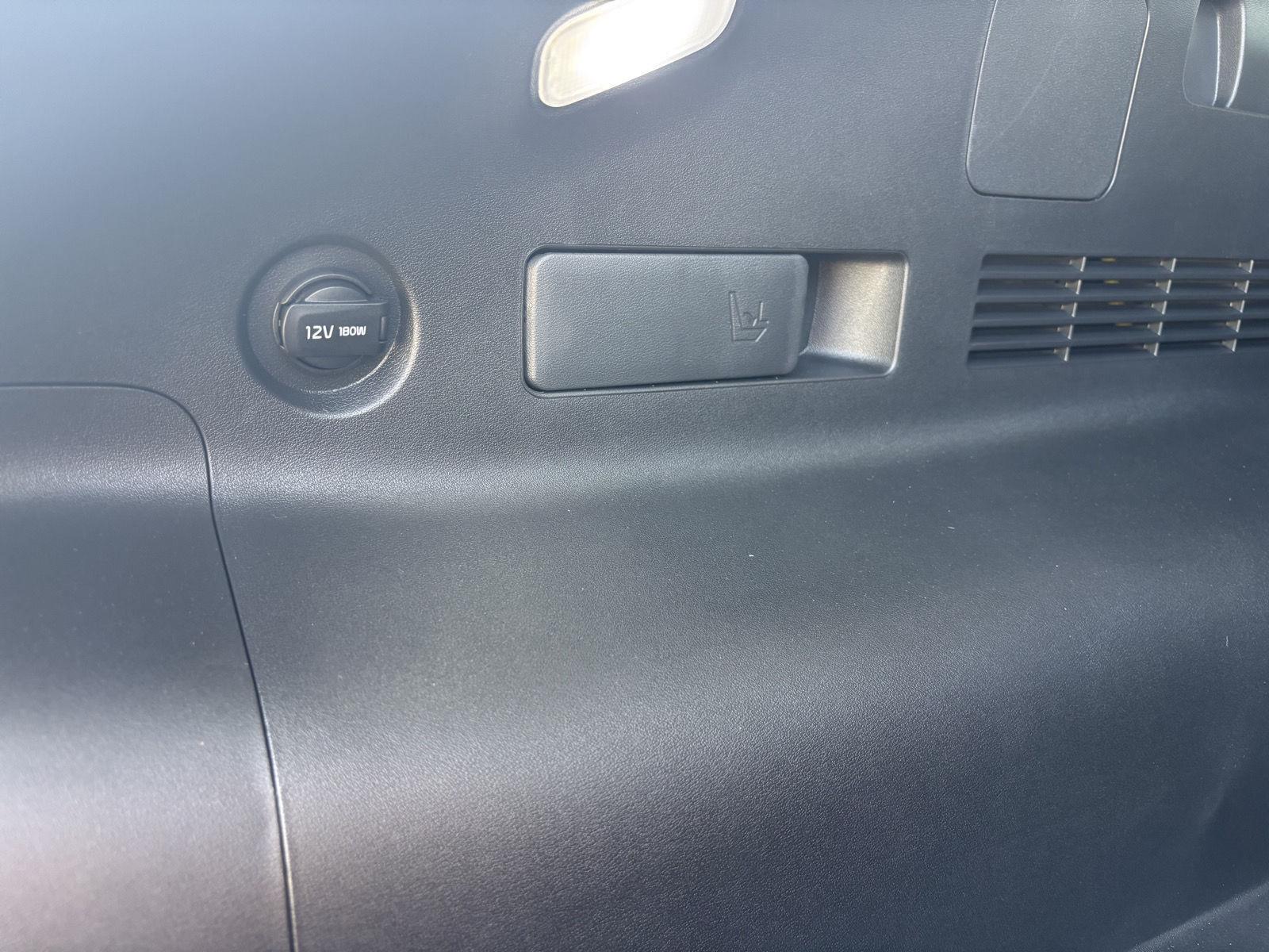 2025 Kia EV6 Light L/R - Photo 25