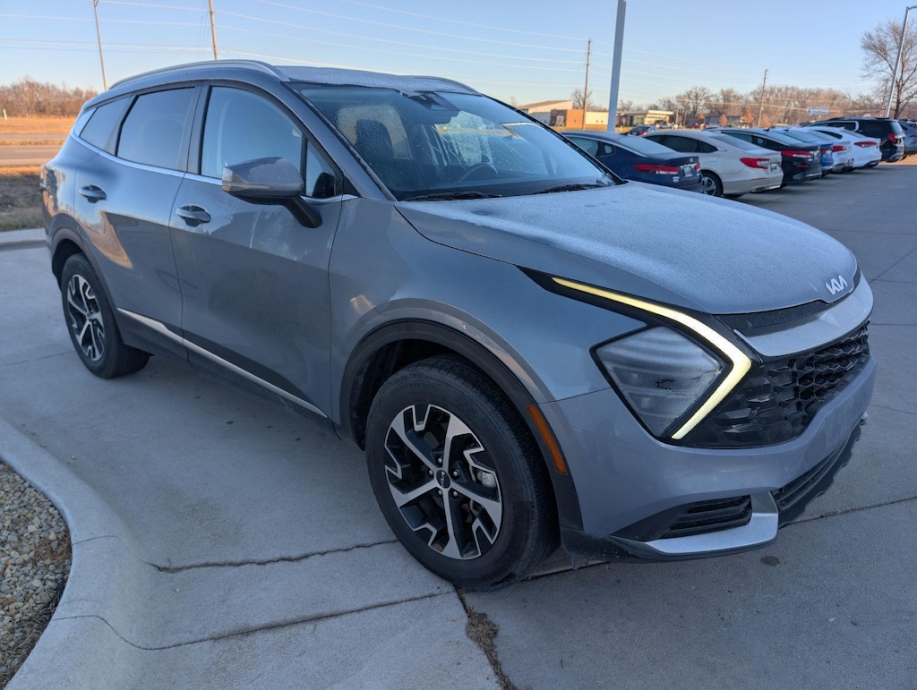 Used 2025 Kia Sportage EX SUV