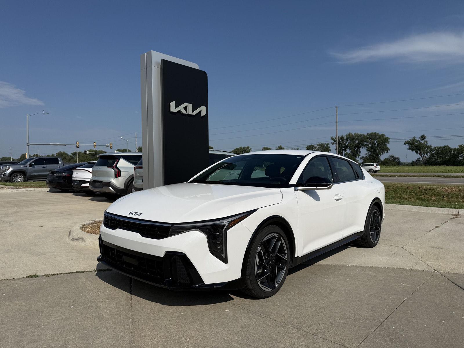 2025 Kia K4