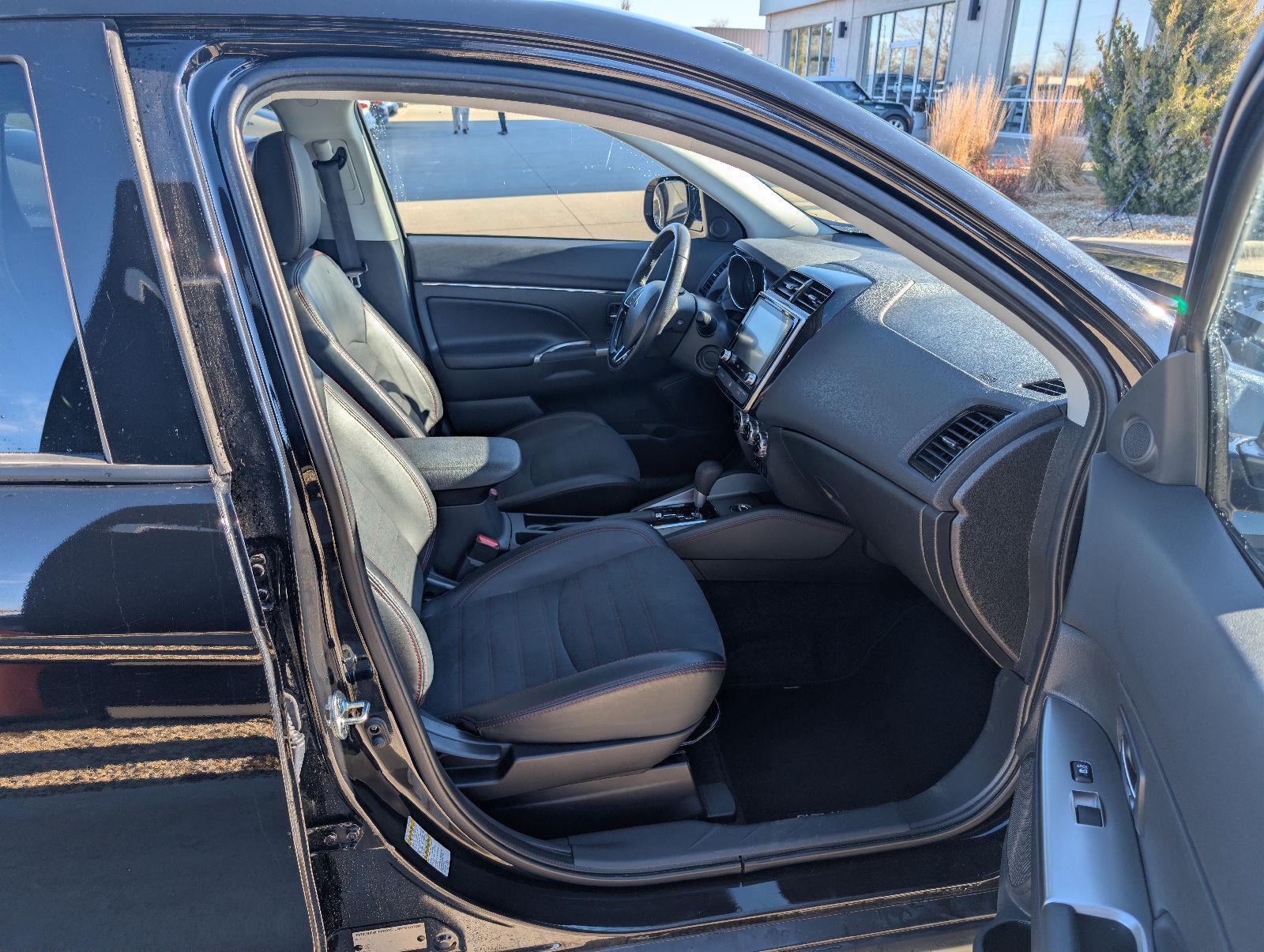 2024 Mitsubishi Outlander Sport SE - Photo 9