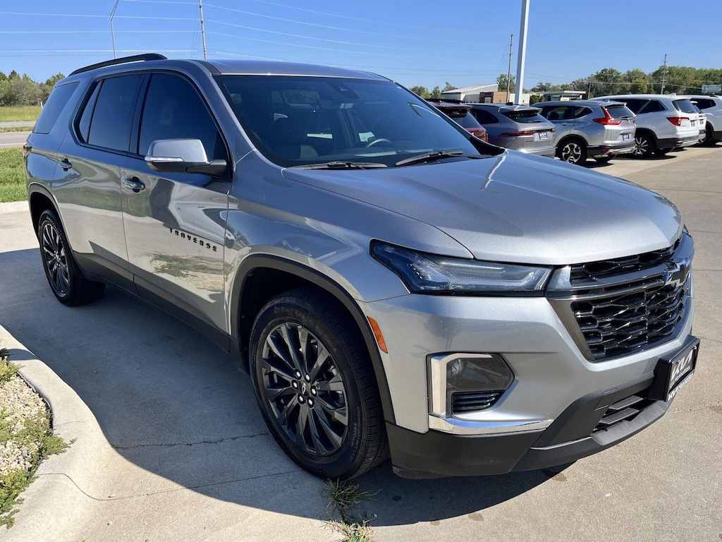 Used 2023 Chevrolet Traverse RS SUV