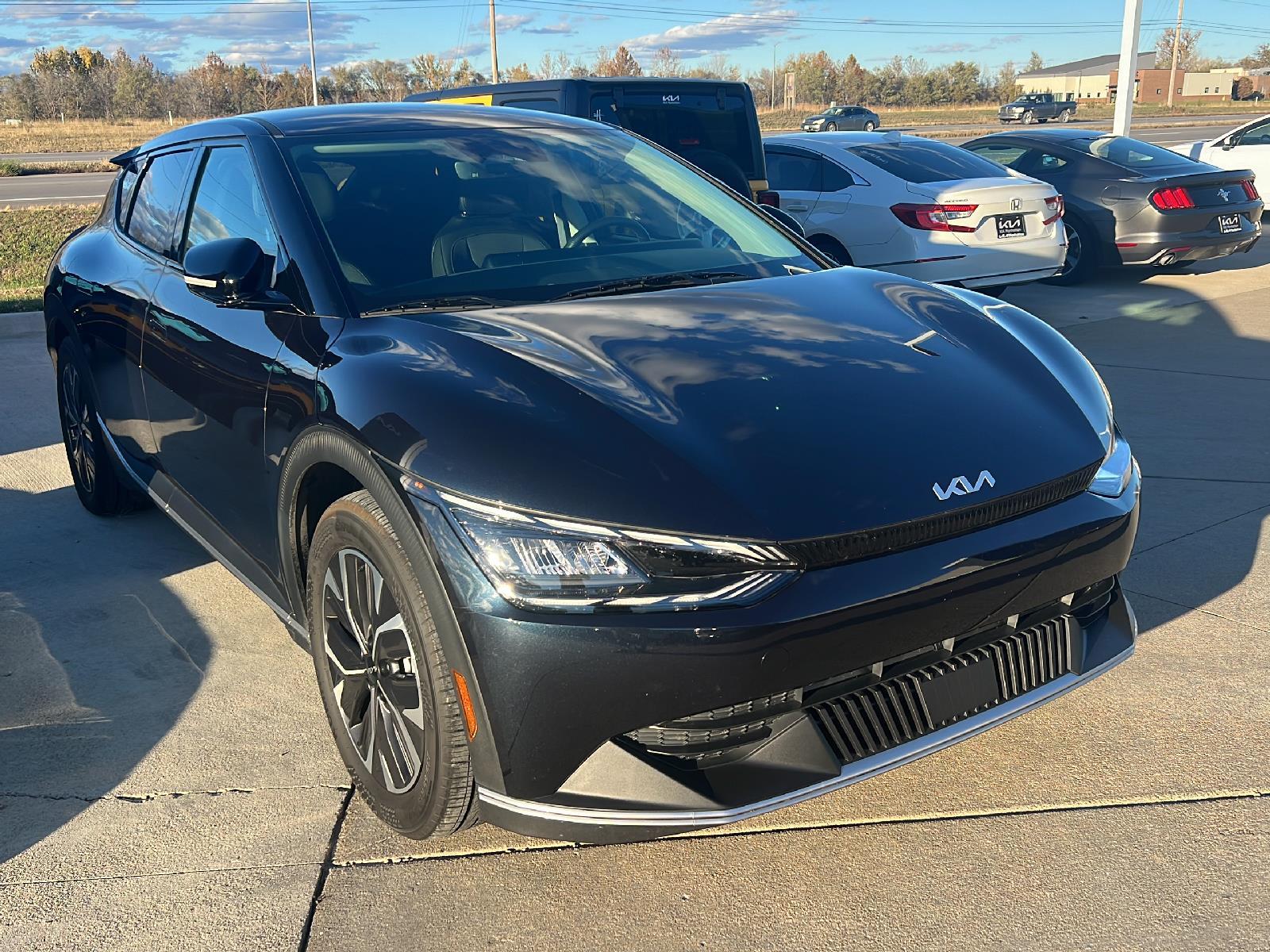 2024 Kia EV6 Light photo 3