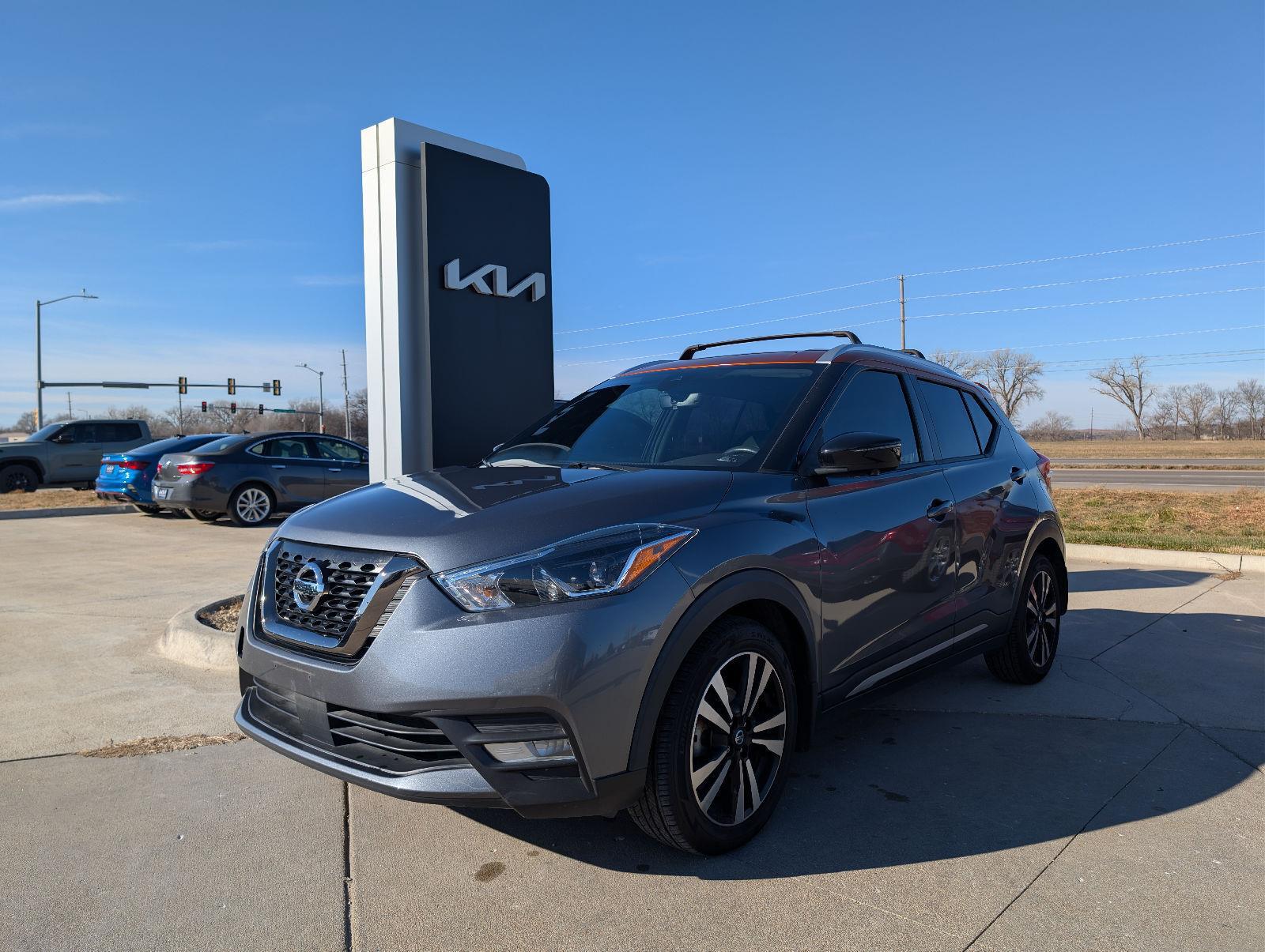 2020 Nissan Kicks SR