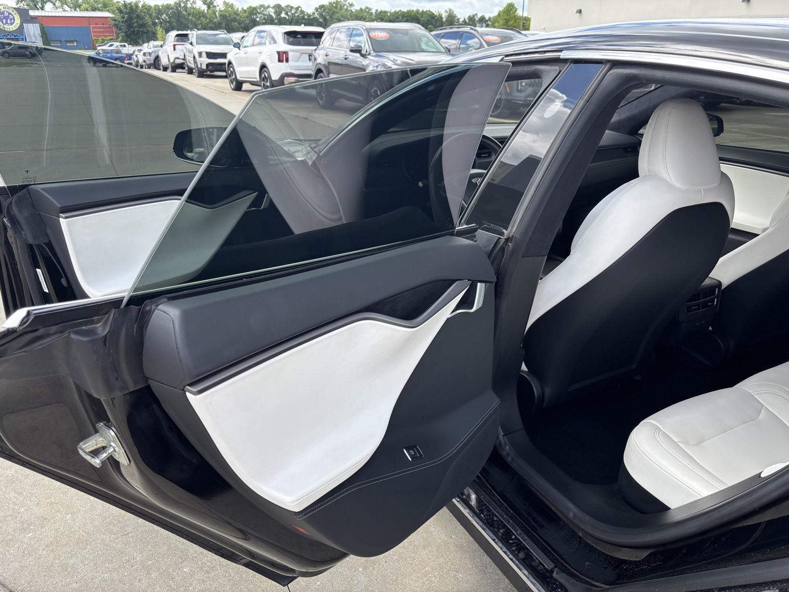 2020 Tesla Model S Performance - Photo 13