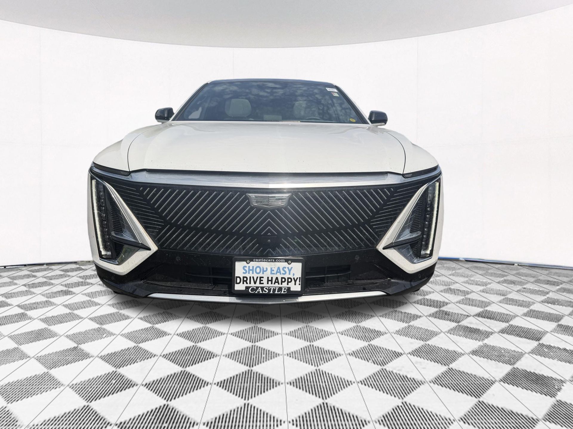 Used 2024 Cadillac LYRIQ Luxury 1 with VIN 1GYKPPRL0RZ121365 for sale in McHenry, IL