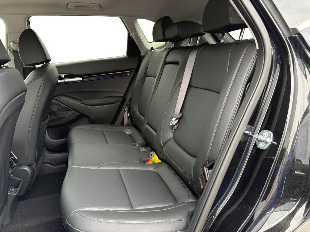 2025 Kia Seltos SX - Photo 14