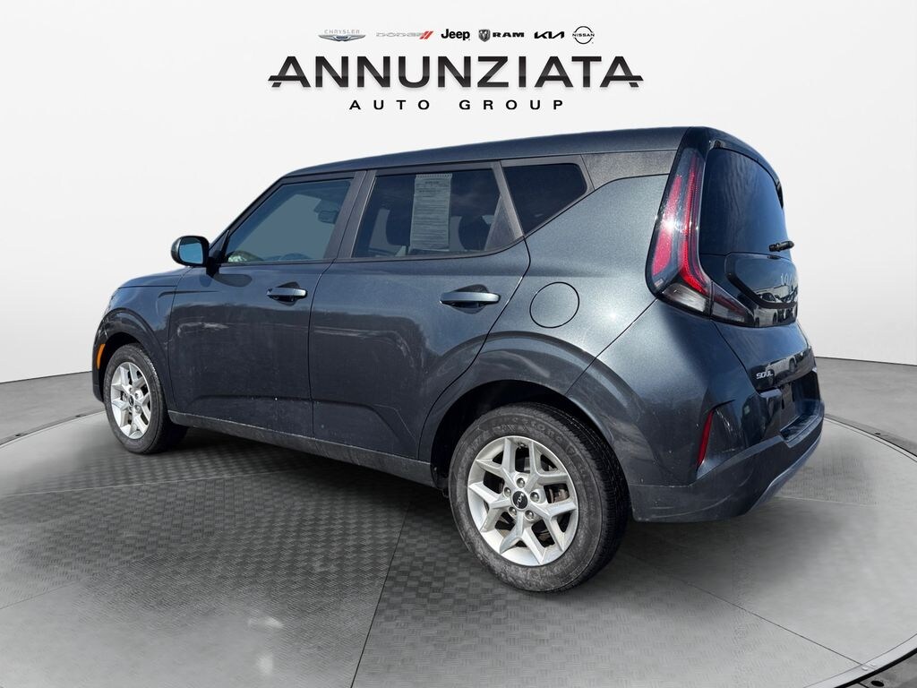 Certified 2024 Kia Soul LX Hatchback