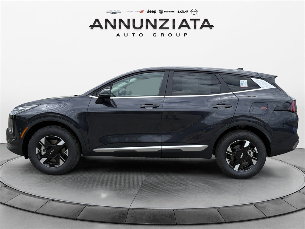 2026 Kia Sportage LX photo 2