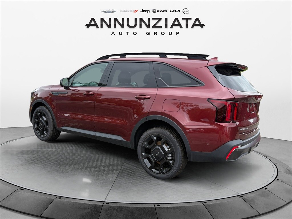 2024 Kia Sorento X-Line SX photo 3