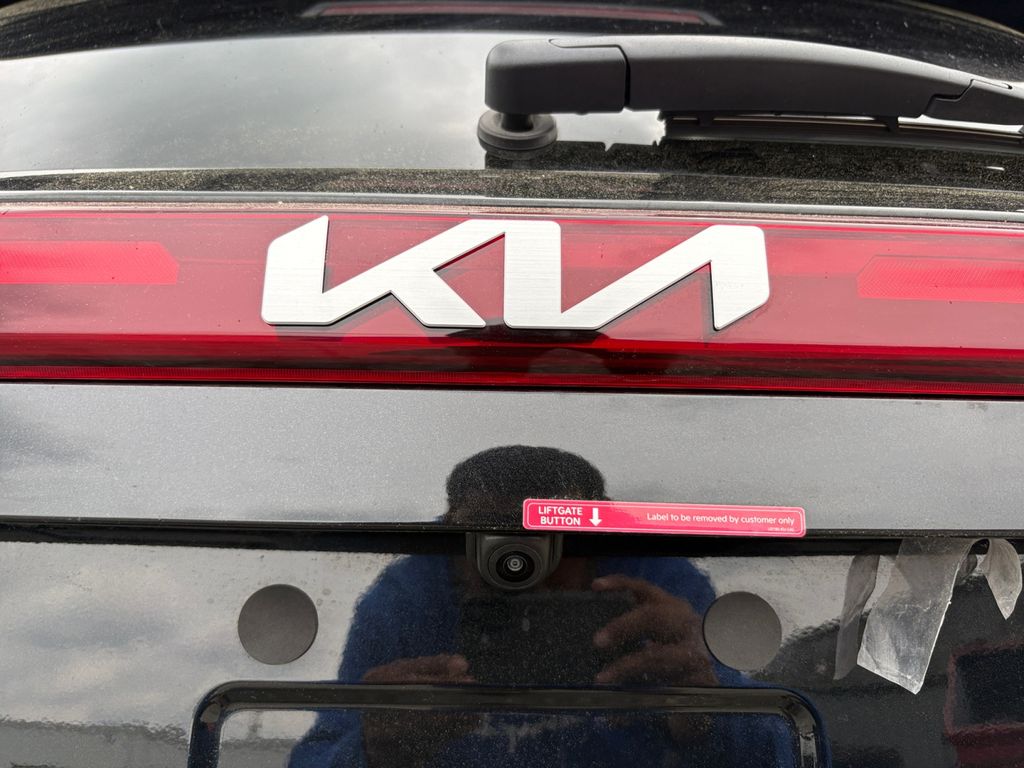 2025 Kia Seltos SX - Photo 17