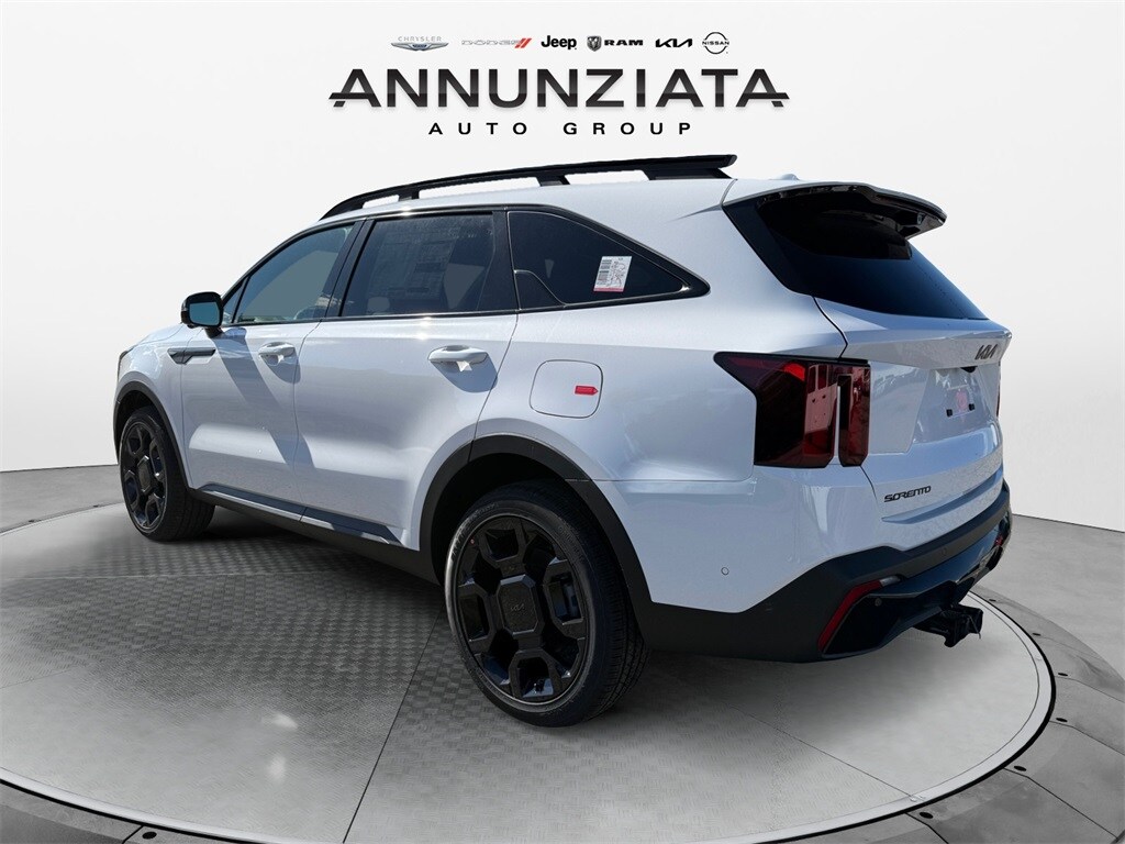 2026 Kia Sorento X-Line SX Prestige photo 3