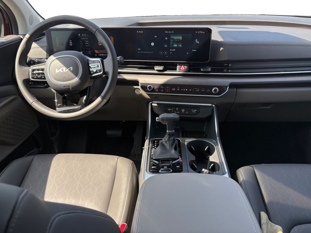 2025 Kia Carnival EX - Photo 10