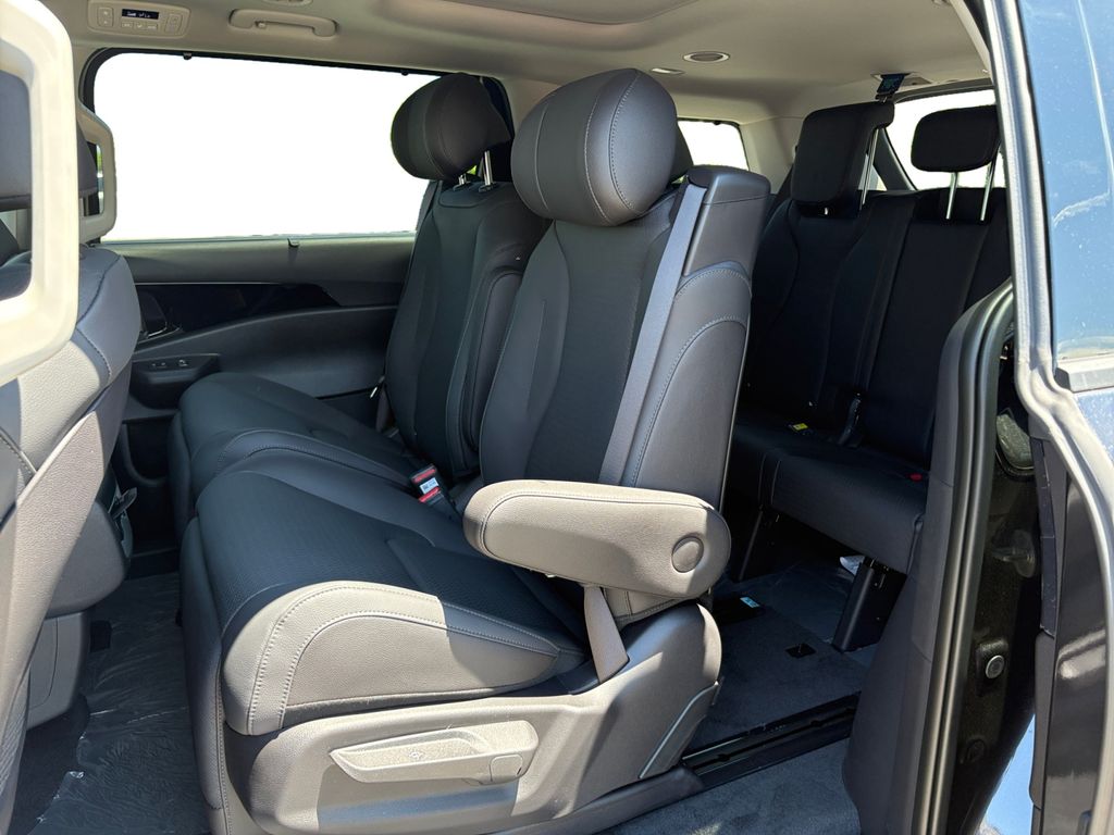 2026 Kia Carnival SX Prestige - Photo 14