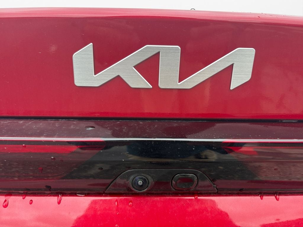 2025 Kia K5 LXS - Photo 15