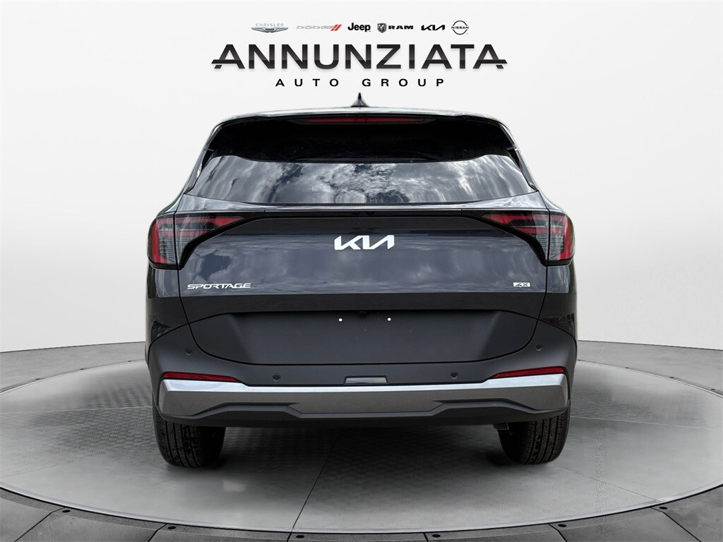 2026 Kia Sportage LX photo 4