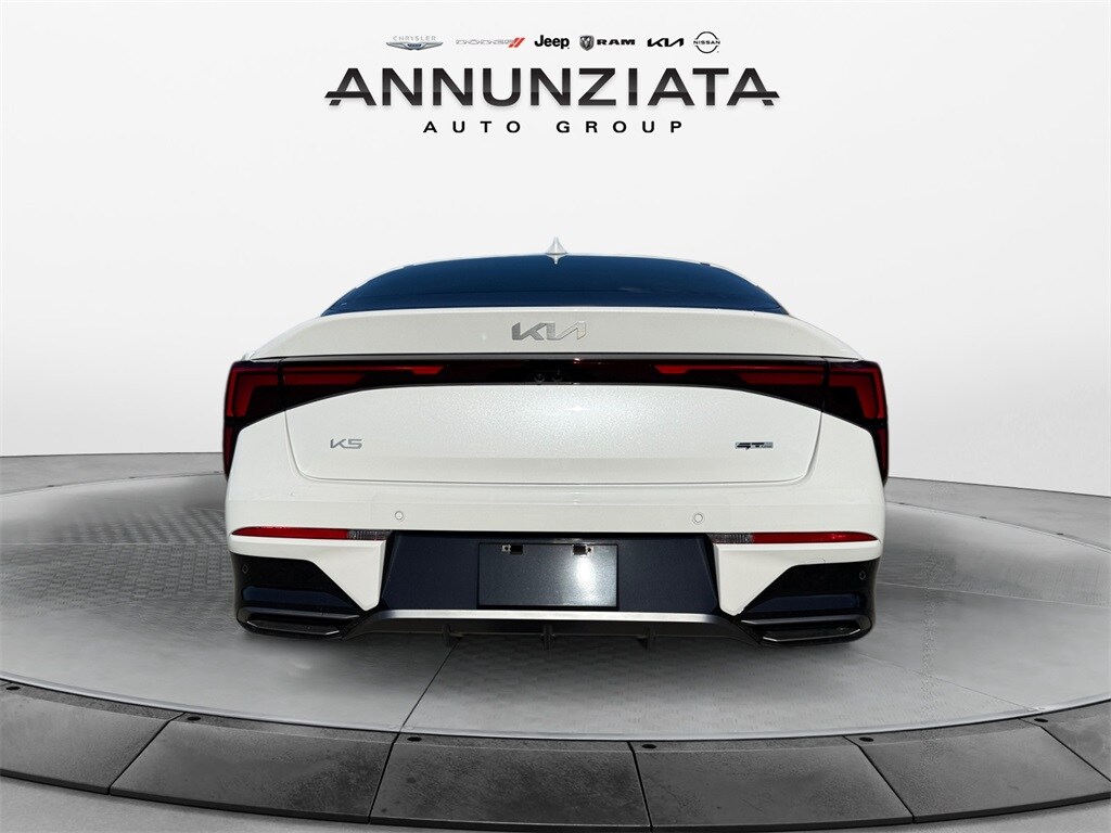 2026 Kia K5 GT-Line photo 4