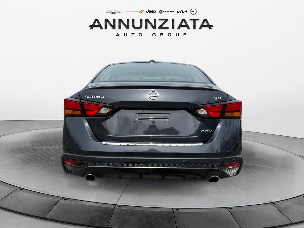 Certified 2021 Nissan Altima 2.5 SV Sedan