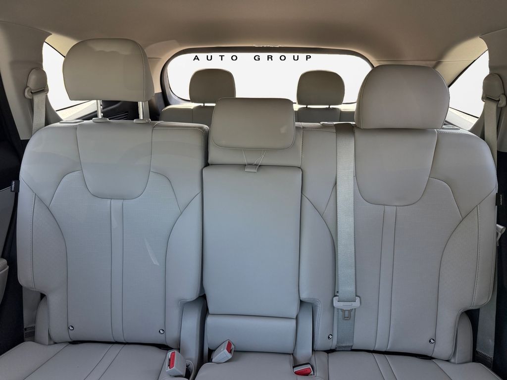 2026 Kia Sorento EX - Photo 23