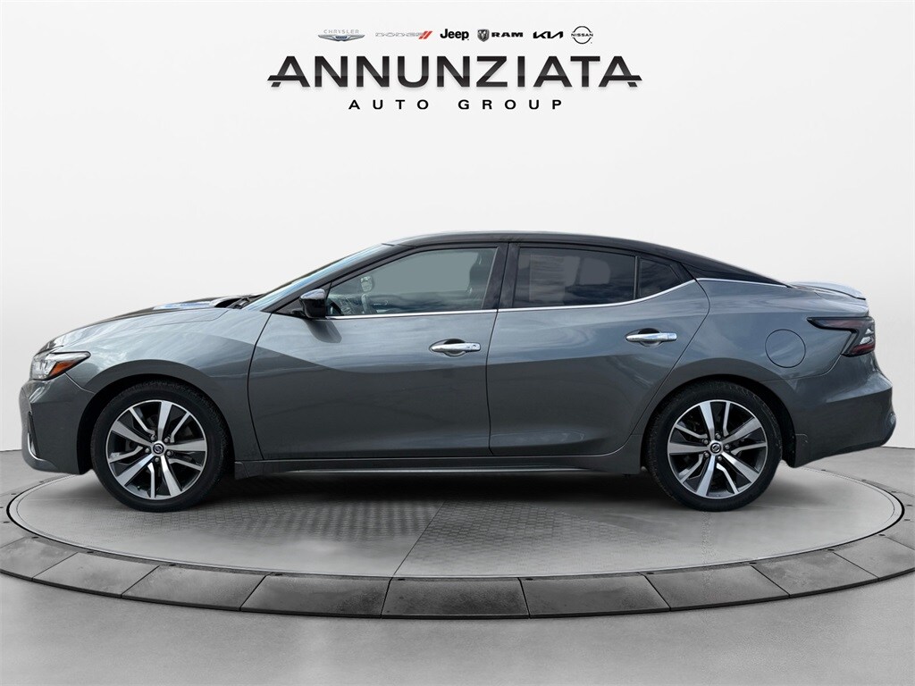 2019 Nissan Maxima S photo 2